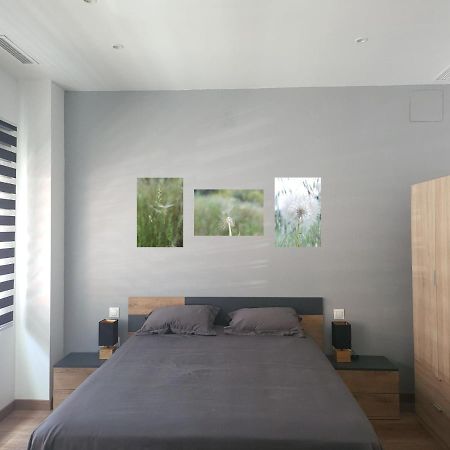 Precioso Estudio Con Dos Ambientes Madrid Esterno foto