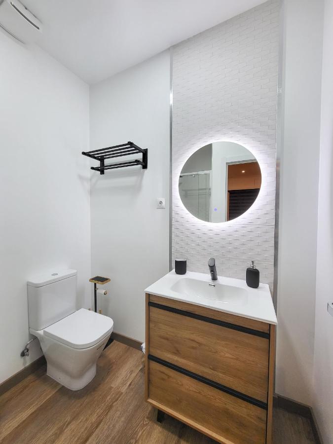 Precioso Estudio Con Dos Ambientes Madrid Esterno foto