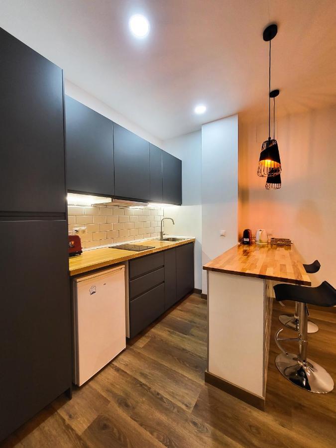 Precioso Estudio Con Dos Ambientes Madrid Esterno foto